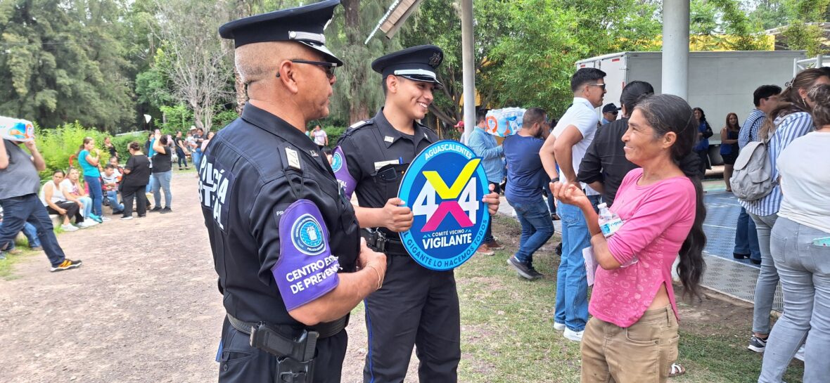 WhatsApp Image 2025 07 29 at 3.26.06 PM scaled ESCUCHAR A LA CIUDADANÍA, CLAVE PARA REFORZAR LA SEGURIDAD EN AGUASCALIENTES