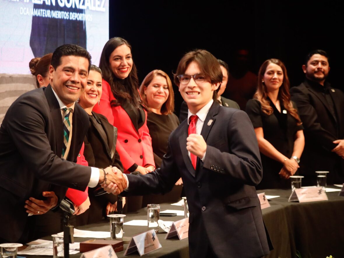 20250825174418 MGL0206 scaled 1 scaled ENTREGA MUNICIPIO PREMIOS AL MÉRITO DEPORTIVO Y GUERRERO AZTECA 2025