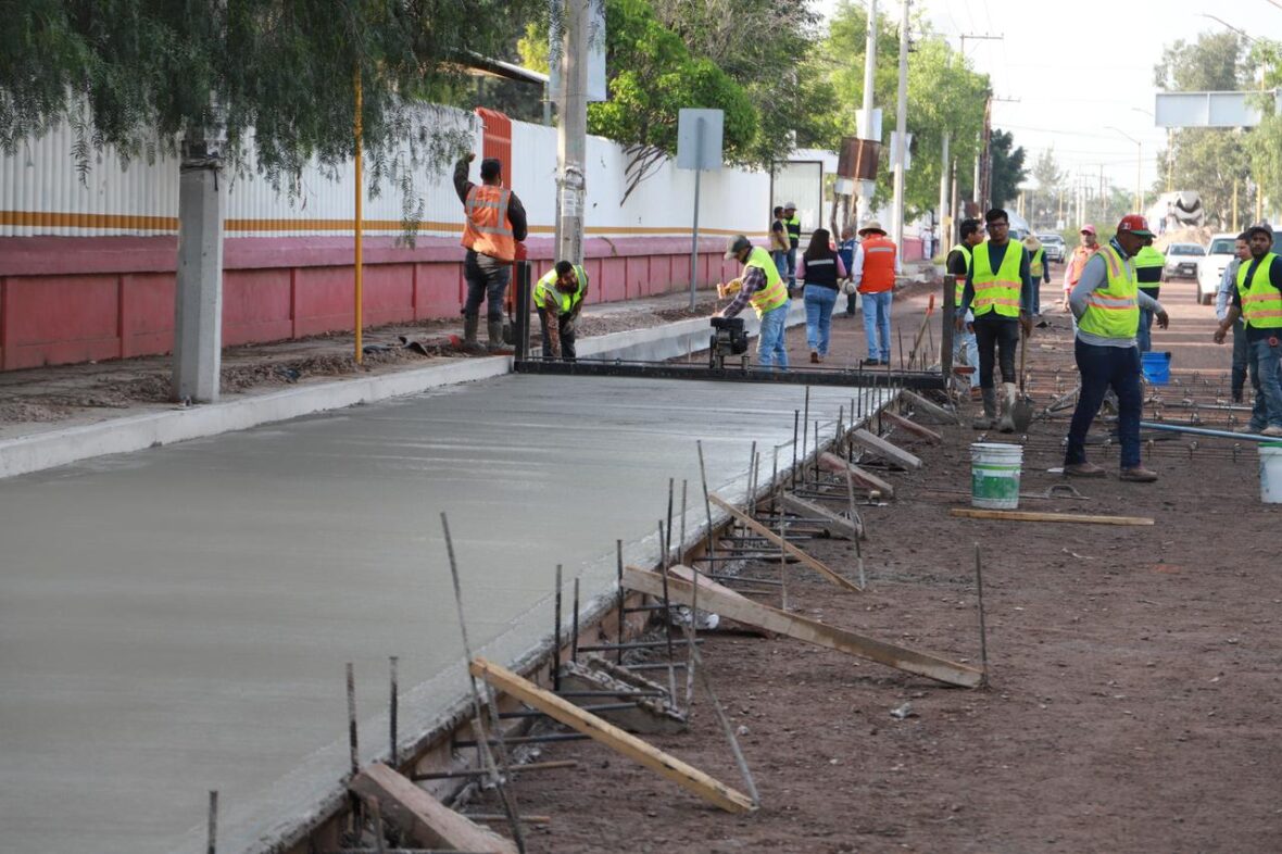 IMG 20250813 WA0021 scaled AVANZA MUNICIPIO CON LA REHABILITACIÓN DE VIALIDADES