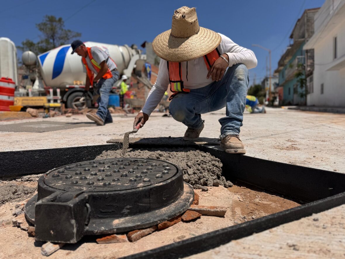 Imagen de WhatsApp 2025 08 14 a las 13.43.49 119e91fa scaled 1 scaled MUNICIPIO DE AGUASCALIENTES REALIZA LA PAVIMENTACIÓN CON CONCRETO HIDRÁULICO EN VIALIDADES DE LOS PERICOS