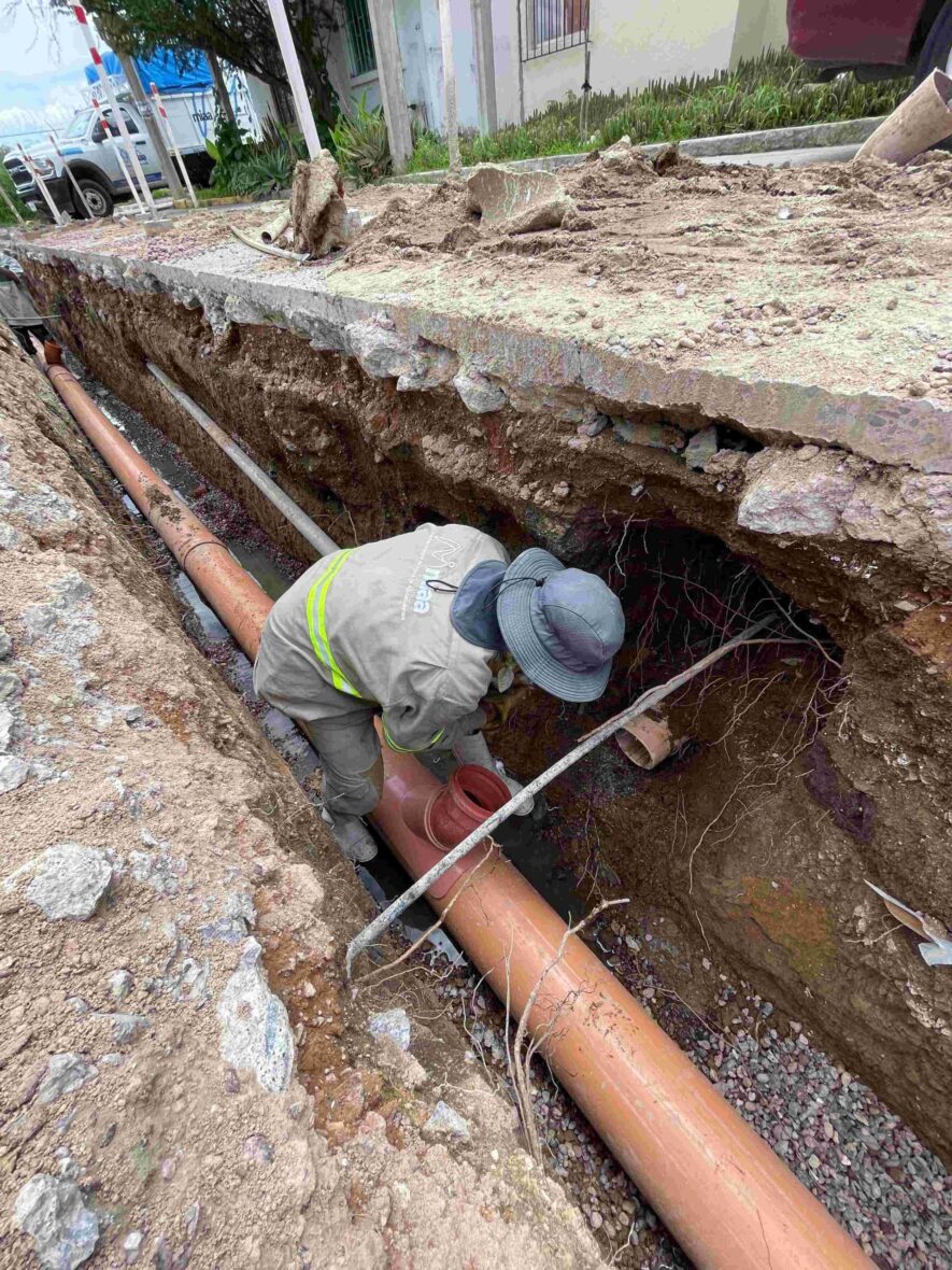 WhatsApp Image 2025 07 25 at 12.42.11 PM 2 scaled 1 scaled REHABILITA MIAA RED DE ALCANTARILLADO SANITARIO EN BENEFICIO DE VECINOS DE LOMA BONITA