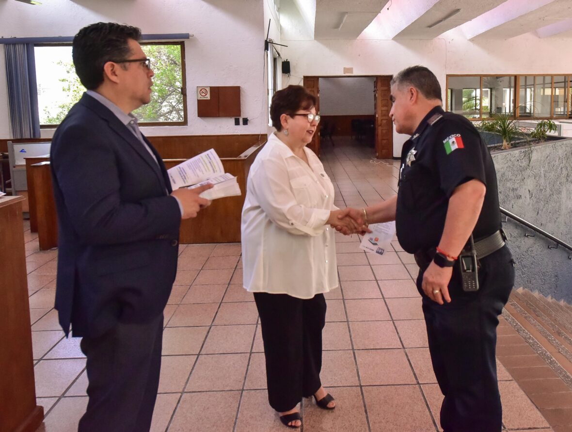 WhatsApp Image 2025 08 16 at 12.14.25 PM scaled TRABAJAN AUTORIDADES Y EMPRESARIOS EN PREVENCIÓN DE LLAMADAS DE ENGAÑO