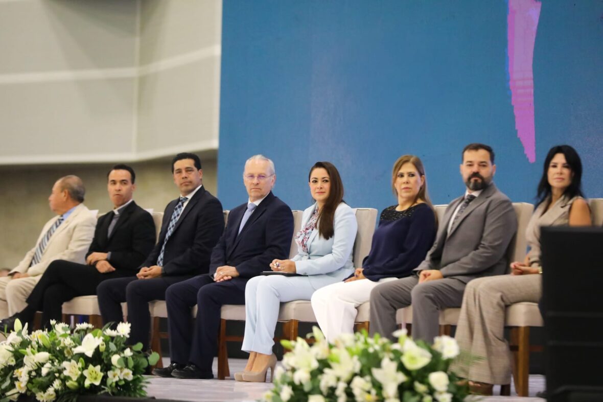 WhatsApp Image 2025 09 04 at 12.00.07 PM 1 scaled RECONOCE TERE JIMÉNEZ APORTACIONES DE LAS MIPYMES A LA ECONOMÍA DE AGUASCALIENTES