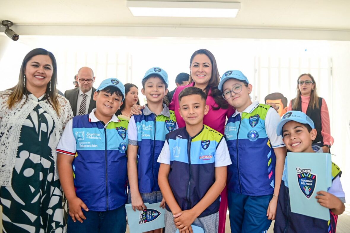 WhatsApp Image 2025 09 22 at 12.39.08 PM scaled ENTREGA TERE JIMÉNEZ NUEVA PRIMARIA EN REAL DEL SOL, ACERCANDO ESPACIOS EDUCATIVOS A NIÑAS Y NIÑOS DE LA ZONA