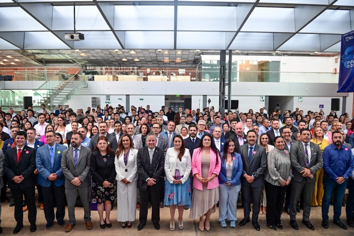 foro ciencia 1 scaled TERE JIMÉNEZ IMPULSA LA CIENCIA Y LA INNOVACIÓN: INAUGURA EL FORO MULTILATERAL Y ENTREGA EL PREMIO ESTATAL DE TECNOLOGÍA 2025