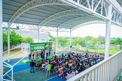 obra domo 2 Luis Munguía cumple con obras en escuelas de Puerto Vallarta
