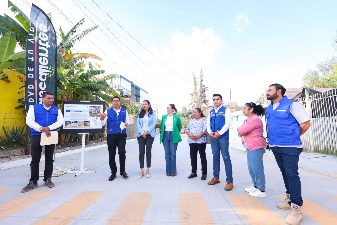 IMG 7842 scaled 1 scaled ENTREGA LEO MONTAÑEZ REHABILITACIÓN CON CONCRETO HIDRÁULICO DE CALLE MARCOS CORONADO