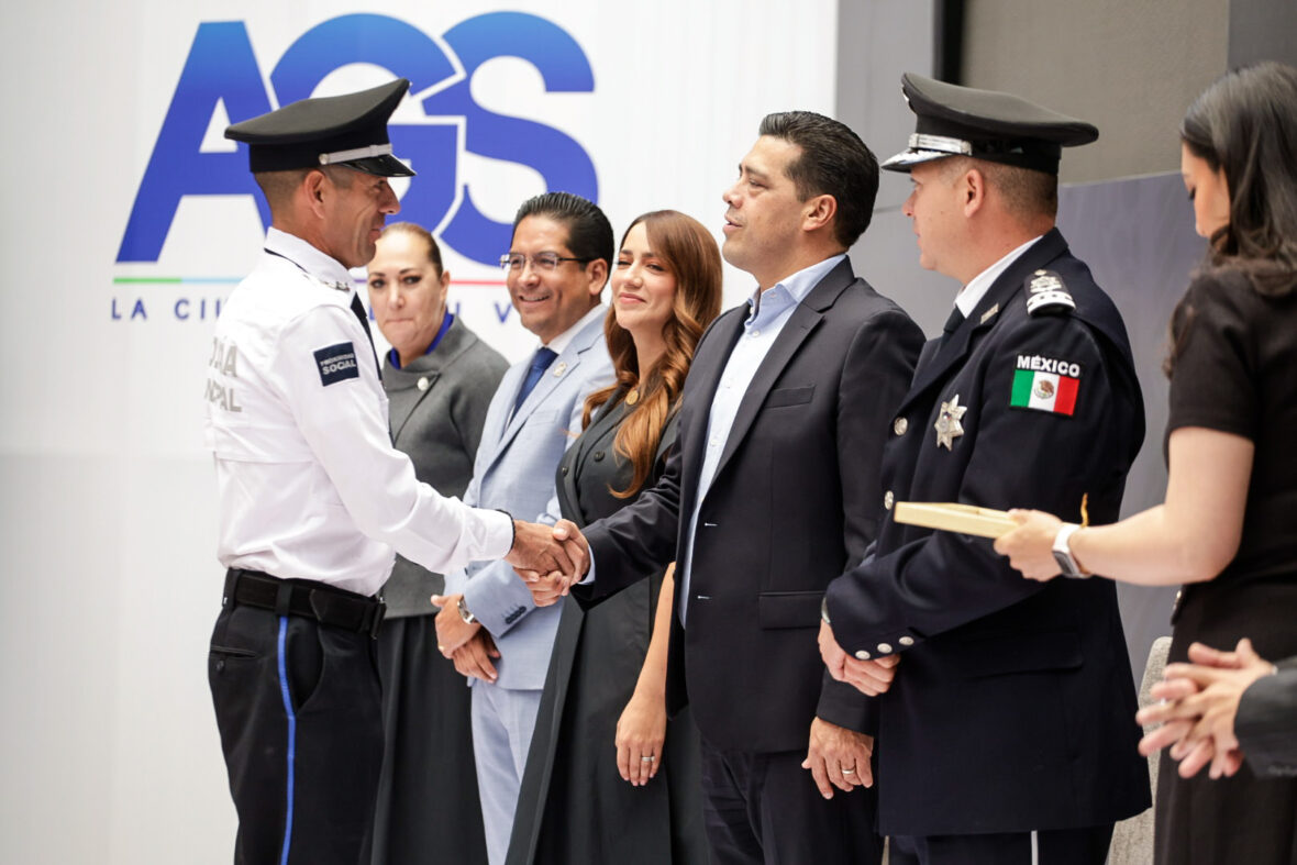 MG 1133 scaled ENTREGA LEO MONTAÑEZ ESTÍMULOS A POLICÍAS MUNICIPALES