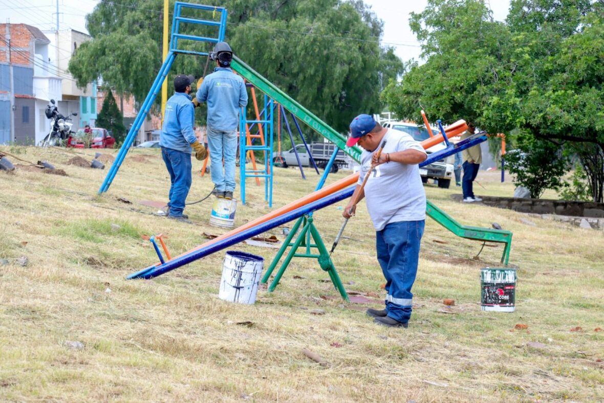 WhatsApp Image 2025 10 07 at 12.47.29 PM scaled CIUDADANÍA SUMA ESFUERZOS CON EL MUNICIPIO DE AGUASCALIENTES PARA MEJORAR EL ENTORNO URBANO