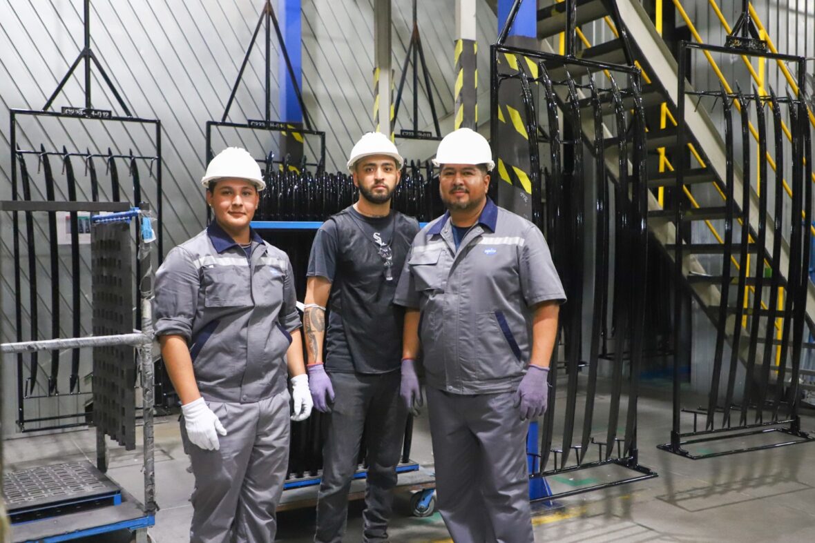 WhatsApp Image 2025 10 09 at 10.29.55 AM 1 scaled AGUASCALIENTES SE CONSOLIDA COMO REFERENTE NACIONAL EN GENERACIÓN DE EMPLEO