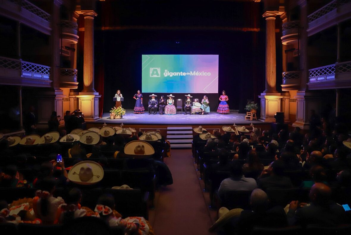 WhatsApp Image 2025 10 17 at 9.27.08 PM 2 scaled TERE JIMÉNEZ INAUGURA EL LXXXI CONGRESO Y CAMPEONATO NACIONAL CHARRO EN AGUASCALIENTES; REÚNE A LO MEJOR DE LA CHARRERÍA NACIONAL Y DE ESTADOS UNIDOS