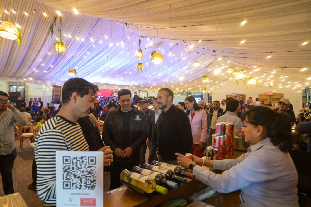 CMC 0314 scaled ARRANCA LA TRIANADA 2025: TRADICIÓN, ARTE Y CULTURA QUE HONRA AL CRISTO NEGRO DEL ENCINO