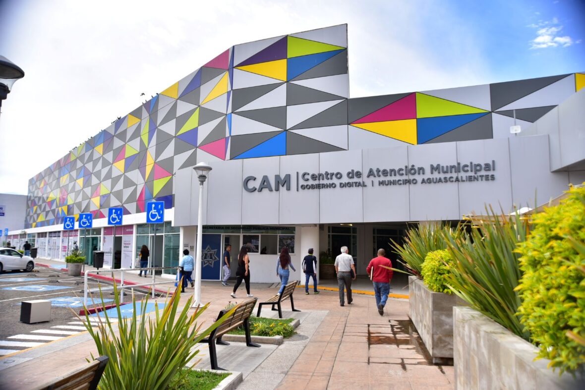 DSC 9119 scaled REAFIRMA MUNICPIO DE AGUASCALIENTES QUE LOS TRÁMITES DE REGLAMENTOS SE REALIZAN DIRECTAMENTE SIN INTERVENCIÓN DE GESTORES