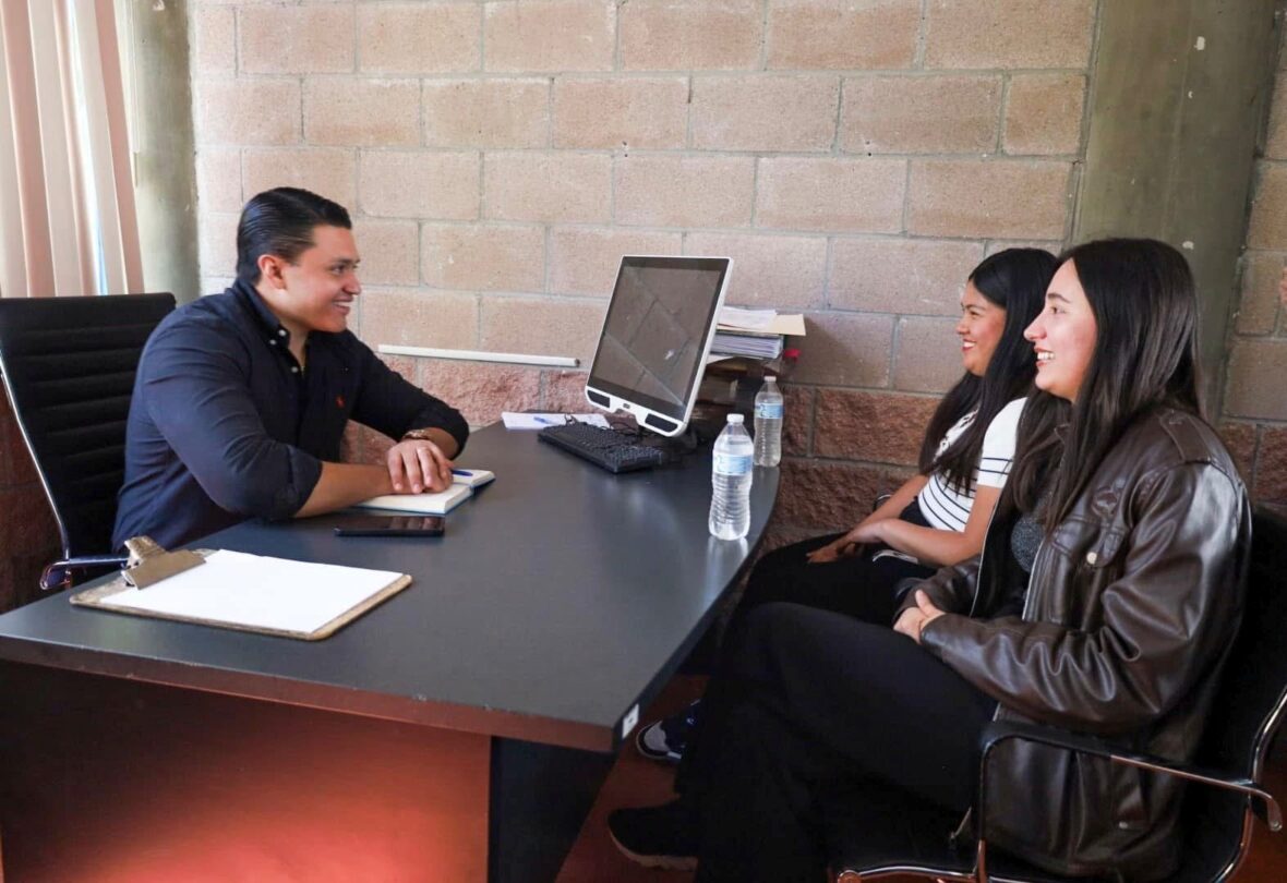 IMG 4367 scaled ABREN CONVOCATORIA PARA PARTICIPAR EN EL PREMIO MUNICIPAL DE LA JUVENTUD 2025