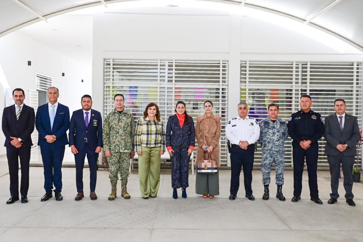 MESA PAZ SFR 1 scaled EN SAN FRANCISCO DE LOS ROMO SE REALIZÓ LA MESA DE SEGURIDAD PARA LA CONSTRUCCIÓN DE LA PAZ, REFORZANDO LA COORDINACIÓN ENTRE LOS TRES NIVELES DE GOBIERNO