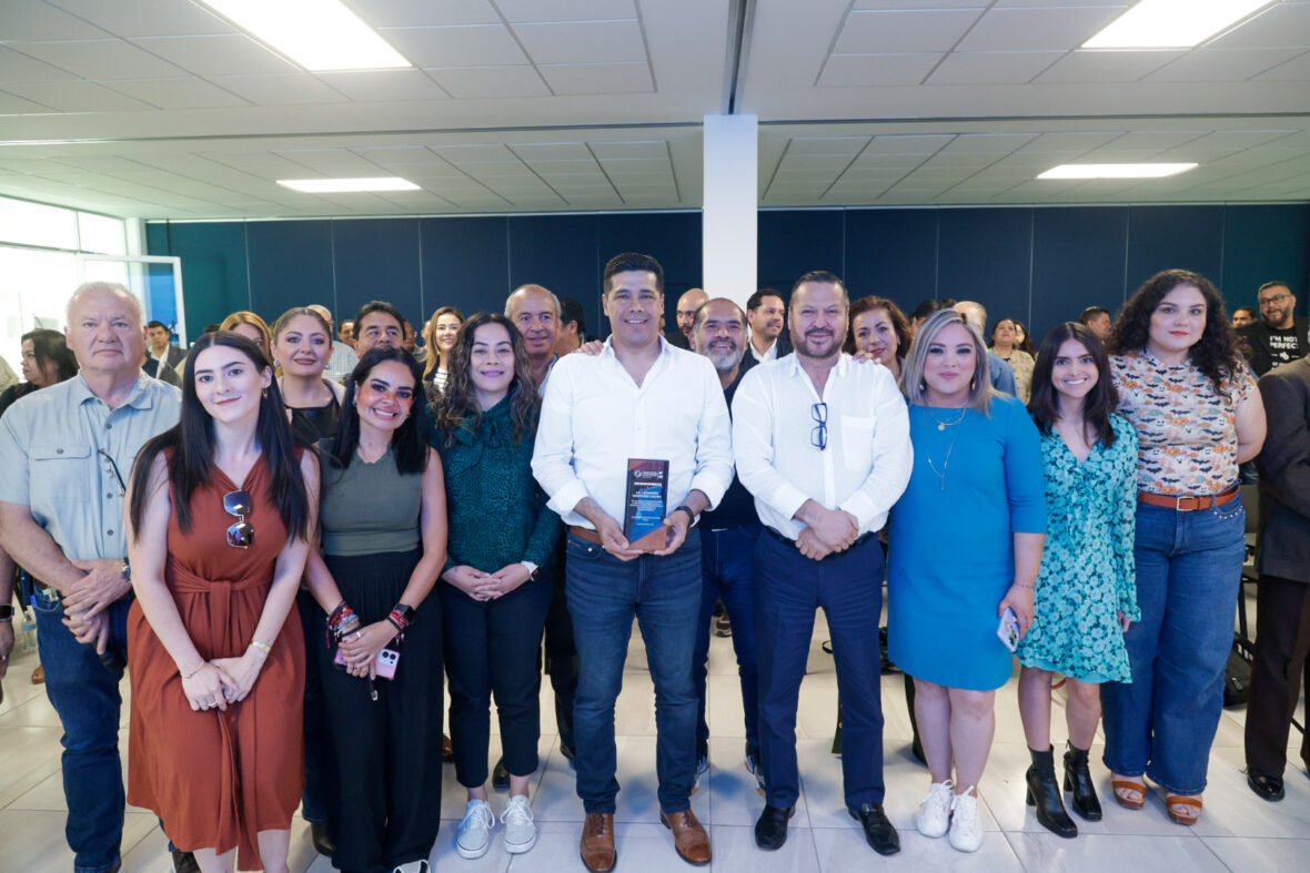 MG 3243 scaled IMPARTE LEO MONTAÑEZ PONENCIA «UNA MEJOR CIUDAD» EN LA UNIVERSIDAD METROPOLITANA