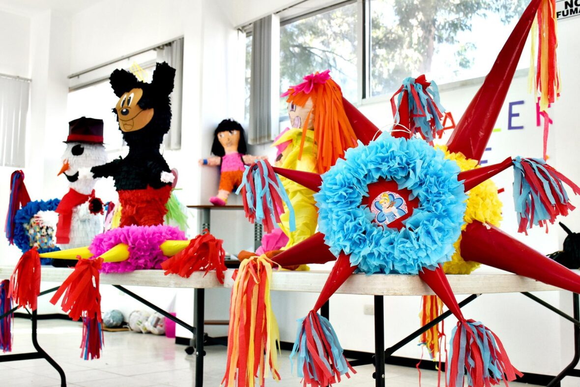 WhatsApp Image 2025 11 06 at 12.16.52 1 scaled CURSOS Y TALLERES GRATUITOS PARA TODAS LAS EDADES EN LAS CASAS DEL BIEN COMÚN; INSCRÍBETE