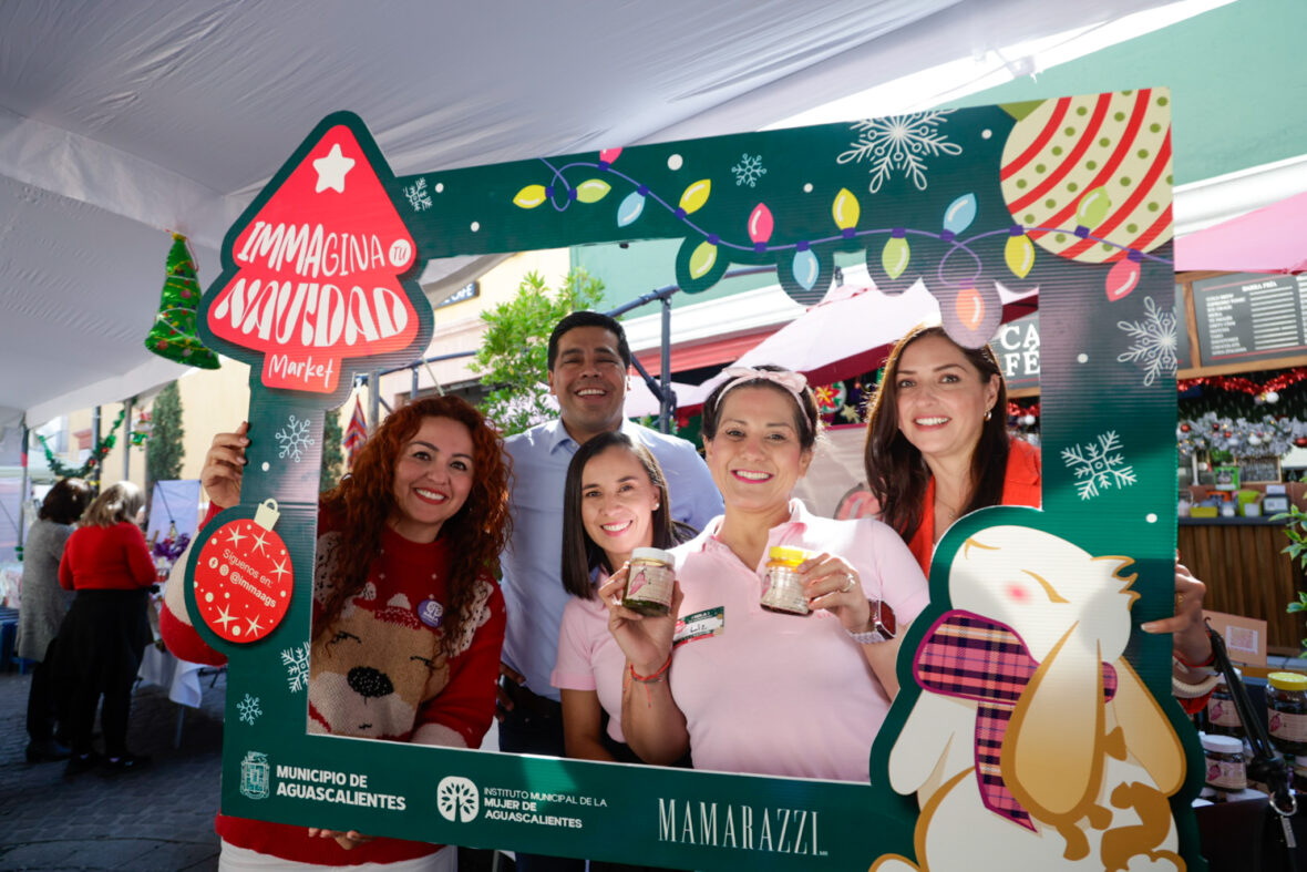 MG 4875 scaled RECORRE LEO MONTAÑEZ EL MERCADO «IMMAGINA TU NAVIDAD» EN VENUSTIANO CARRANZA