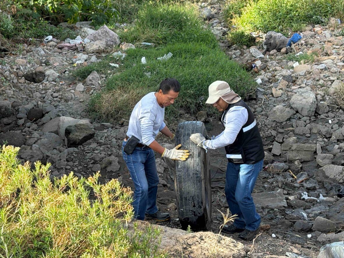 WhatsApp Image 2025 12 15 at 12.05.26 PM 1 scaled 1 scaled FORTALECE SEMADESU ACCIONES DE LIMPIEZA Y CONSERVACIÓN DE CAUCES NATURALES