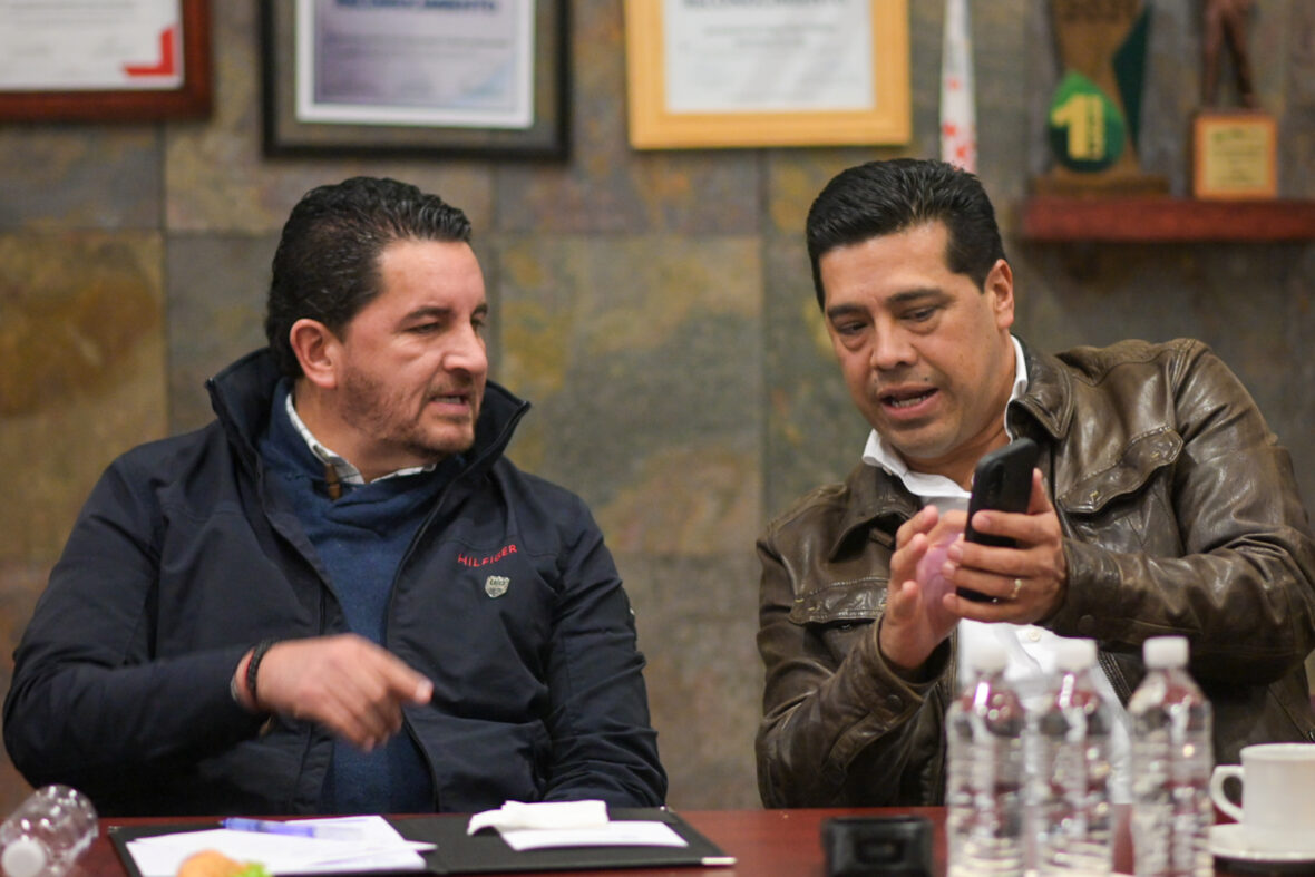 CMC 3503 scaled LEO MONTAÑEZ COMPARTE PROGRAMAS Y EXPERIENCIAS EXITOSAS CON ALCALDE DE FRESNILLO