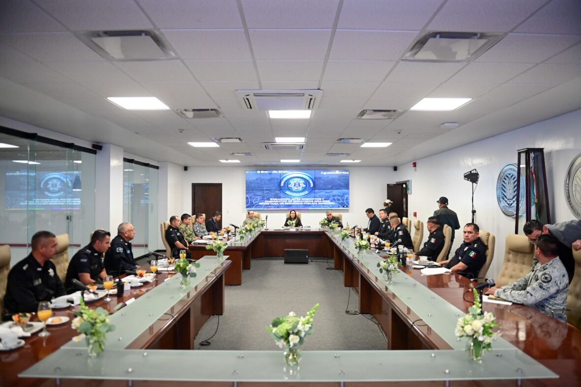 IMG 3656 scaled TERE JIMÉNEZ Y LEO MONTAÑEZ EVALÚAN ESTRATEGIA DE SEGURIDAD EN LA CAPITAL