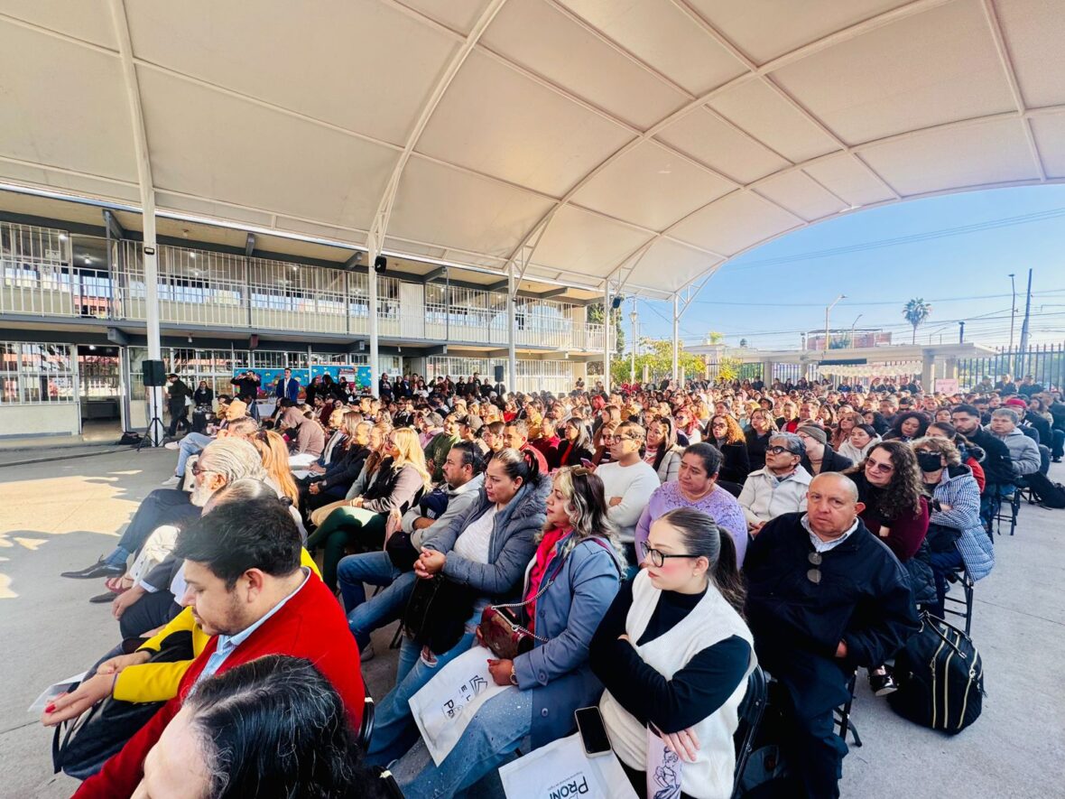 WhatsApp Image 2026 01 11 at 9.42.59 AM 1 scaled TERE JIMÉNEZ FORTALECE LA EDUCACIÓN BILINGÜE EN ESCUELAS PÚBLICAS DE AGUASCALIENTES