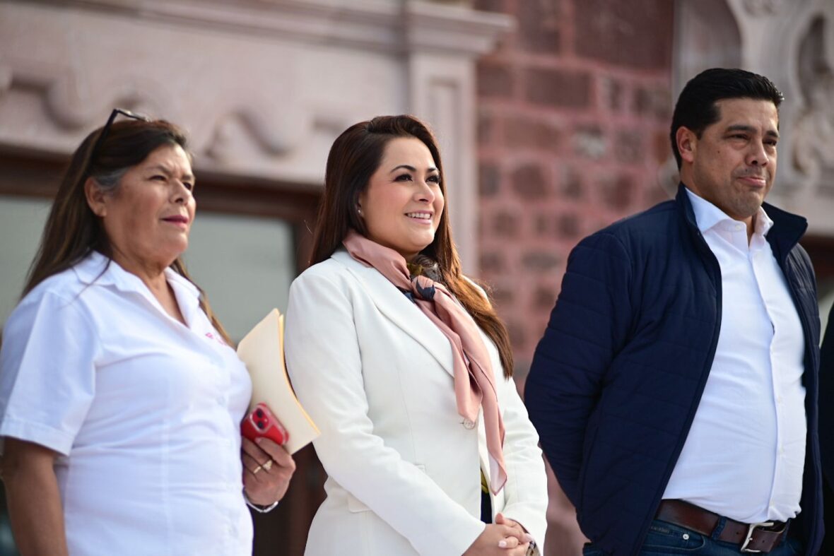 WhatsApp Image 2026 01 15 at 5.16.37 PM 1 scaled CON DIÁLOGO Y CERCANÍA, TERE JIMÉNEZ DA VOZ A LAS INQUIETUDES CIUDADANAS