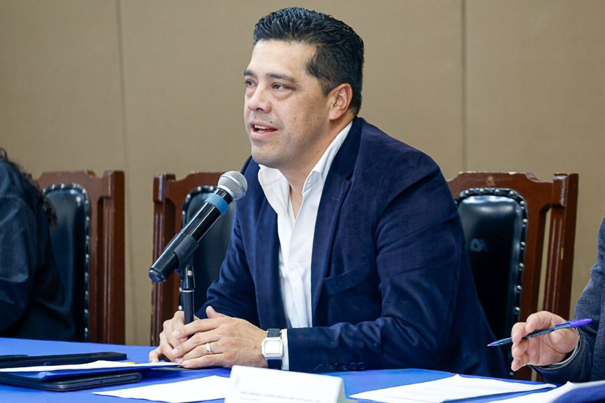 MG 2065 scaled REAFIRMA LEO MONTAÑEZ COMPROMISO DE IMPULSAR OBRAS QUE TRANSFORMEN POSITIVAMENTE ENTORNOS Y VIDAS