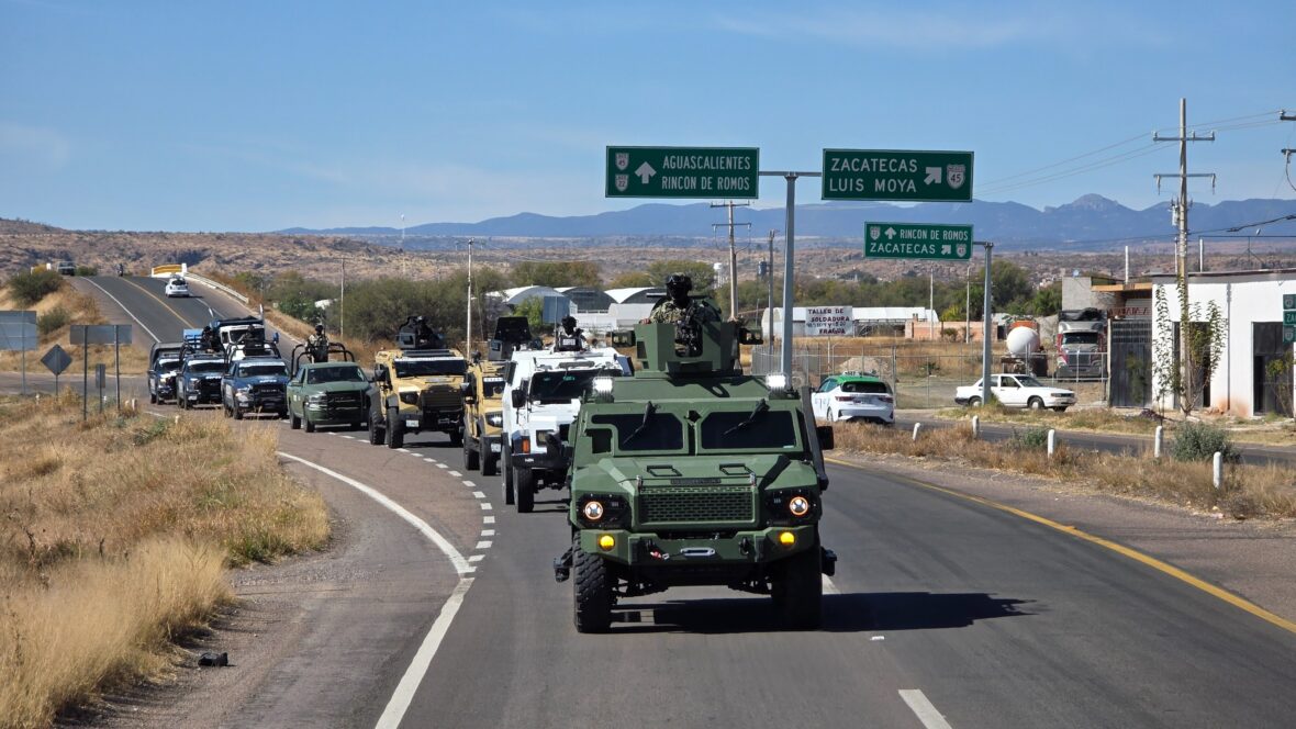VIGILANCIA CARRETERA 1 scaled AGUASCALIENTES MANTIENE CARRETERAS SEGURAS CON PRESENCIA PERMANENTE DE FUERZAS DE SEGURIDAD