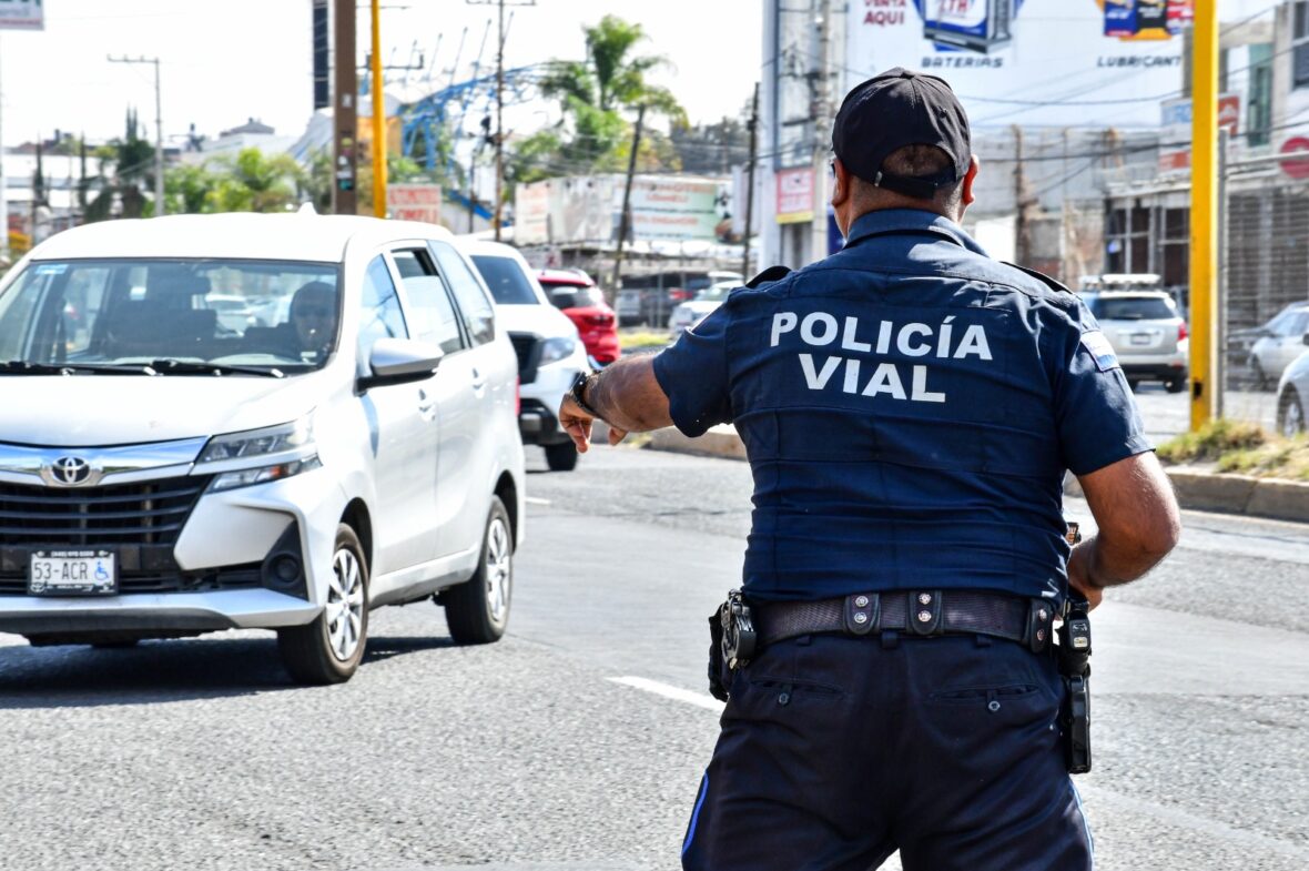 WhatsApp Image 2026 02 05 at 14.08.16 scaled POLICÍA VIAL PROMUEVE UNA MOVILIDAD SEGURA Y RESPONSABLE EN AVENIDAS PRINCIPALES CON EL OPERATIVO RADAR