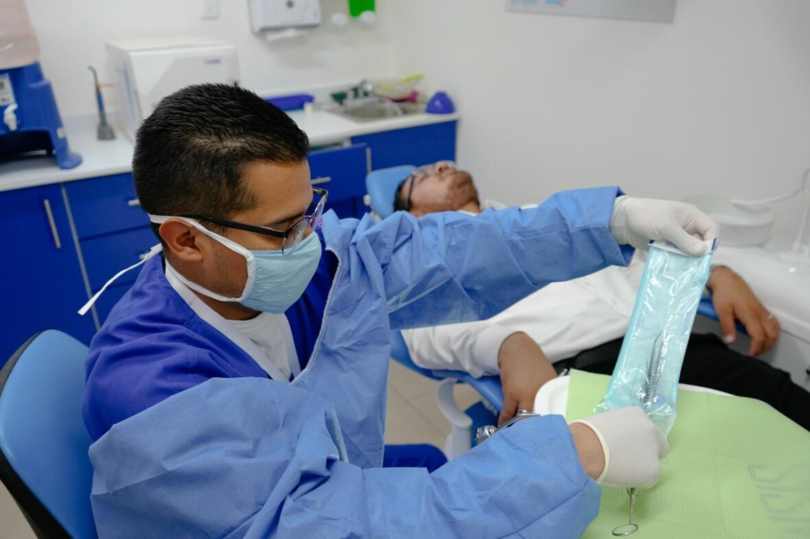 WhatsApp Image 2026 02 06 at 10.09.30 2 scaled CUIDAR TU SONRISA ES POSIBLE, GRACIAS A LOS SERVICIOS DENTALES QUE OFRECE EL SEGURO POPULAR AGUASCALIENTES