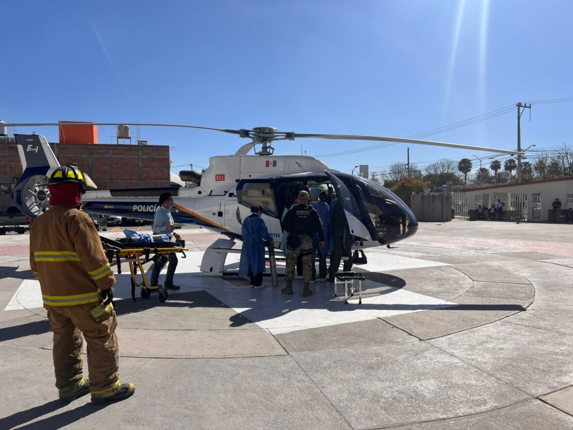 WhatsApp Image 2026 02 20 at 6.01.25 PM 2 scaled HELICÓPTERO FUERZA 1 APOYA TRASLADO URGENTE DE PACIENTE A CENTRO MÉDICO NACIONAL DE OCCIDENTE