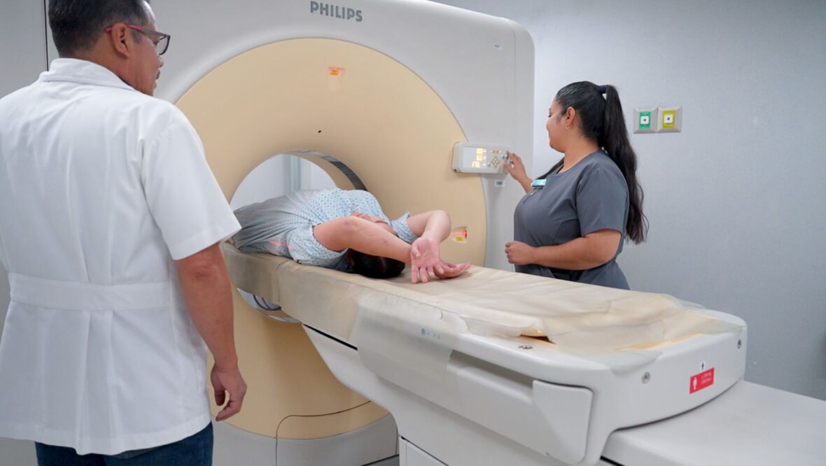 WhatsApp Image 2026 02 24 at 16.28.37 3 scaled CON NUEVO SERVICIO DE TOMOGRAFÍA, HOSPITAL DE RINCÓN DE ROMOS FORTALECE LA ATENCIÓN MÉDICA