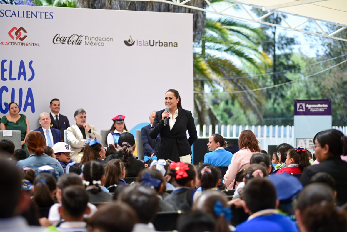 2 1 scaled CON CAPTACIÓN DE LLUVIA, ESCUELAS DE AGUASCALIENTES AVANZAN EN USO RESPONSABLE DEL AGUA