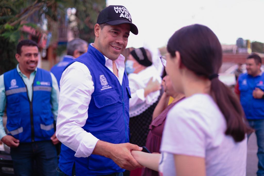 IMG 20260311 WA0039 ATIENDE LEO MONTAÑEZ A FAMILIAS DE LA UNIDAD HABITACIONAL IV CENTENARIO