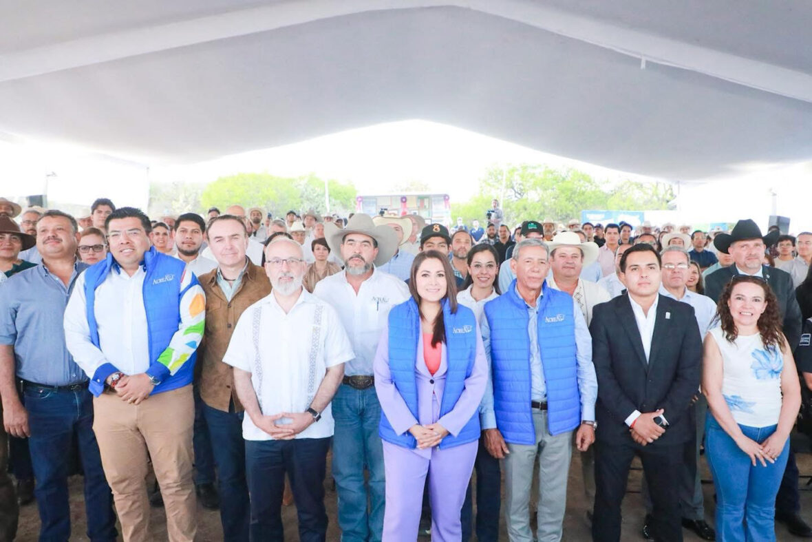 IMG 2252.JPG scaled TERE JIMÉNEZ IMPULSA NUEVA UNIDAD DE MEJORAMIENTO GENÉTICO PARA ELEVAR LA PRODUCTIVIDAD GANADERA