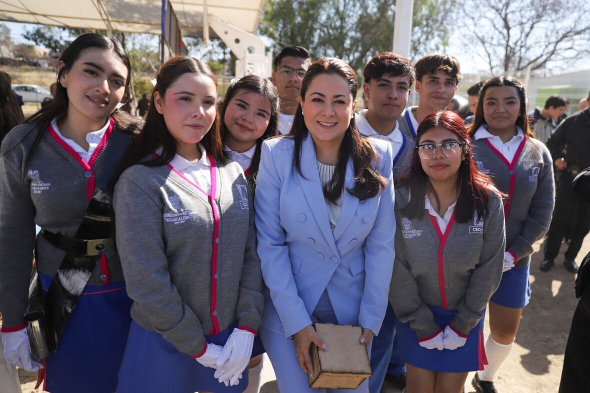 WhatsApp Image 2026 03 02 at 11.36.09 AM scaled TERE JIMÉNEZ INAUGURA EN EL CECYTEA MORELOS EL AULA DE CIBERSEGURIDAD MÁS EQUIPADA DE AMÉRICA LATINA