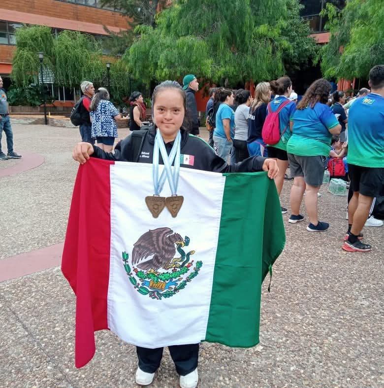 WhatsApp Image 2026 03 21 at 10.35.37 AM 2 UNA VIDA SIN LÍMITES; CONOCE LA HISTORIA DE NAHOMI, ATLETA PARALÍMPICA Y EMPRENDEDORA