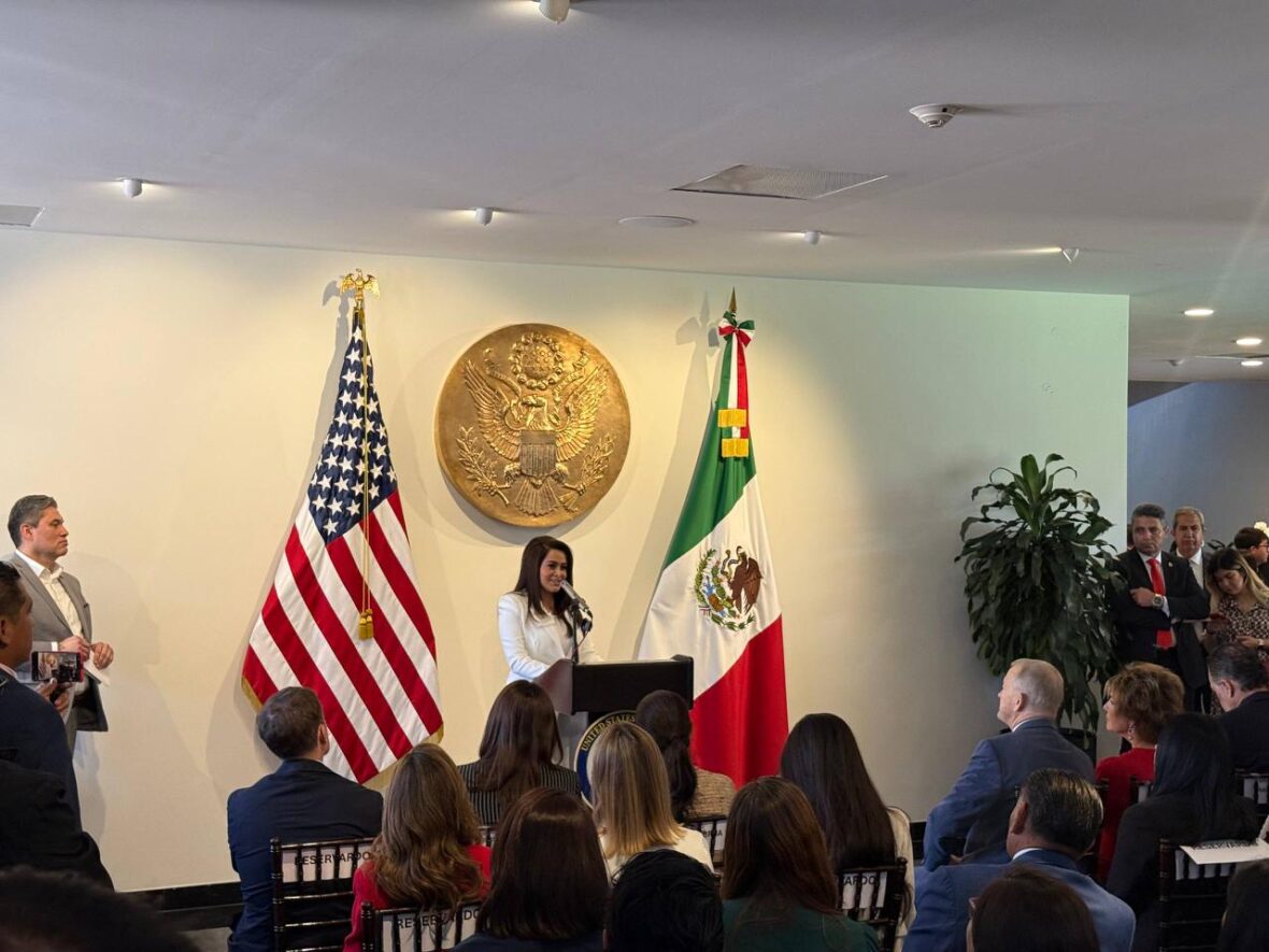 WhatsApp Image 2026 03 25 at 4.14.48 PM scaled TERE JIMÉNEZ RECONOCE A ESTUDIANTES DE AGUASCALIENTES QUE VIAJARÁN A LA NASA