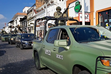 ejercito Refuerzan seguridad en Puerto Vallarta con llegada de elementos del ejército