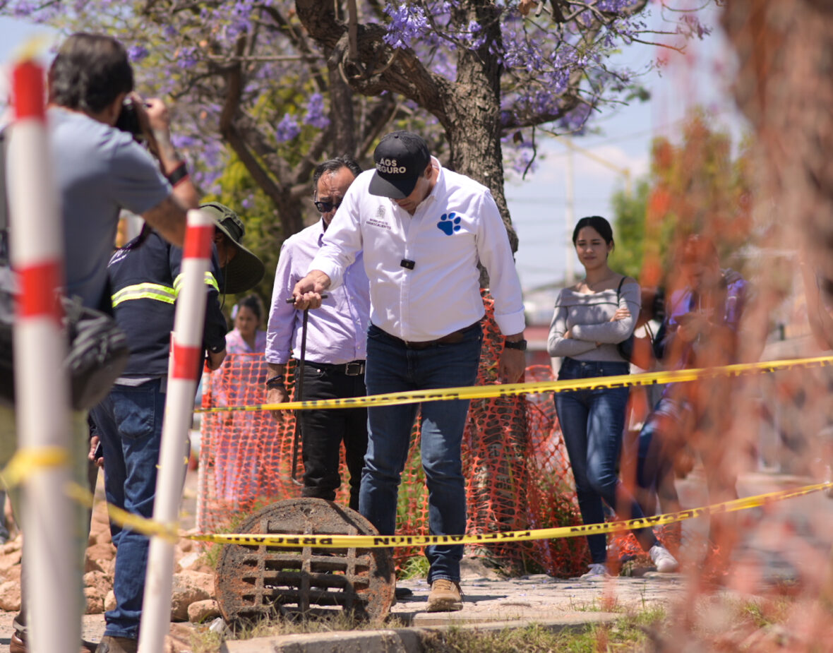 CMC 7599.jpg scaled LEO MONTAÑEZ SUPERVISA REHABILITACIÓN DE ALCANTARILLADO SANITARIO EN PILAR BLANCO