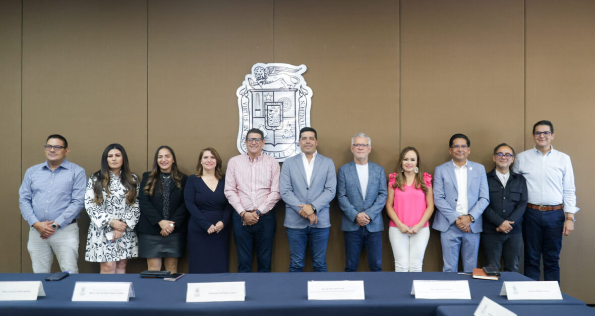 MG 7967.jpg scaled MUNICIPIO DE AGUASCALIENTES Y PATRONATO DE LA FERIA FIRMAN CONVENIO PARA LOGRAR UNA FERIA SEGURA, LIMPIA Y ORDENADA