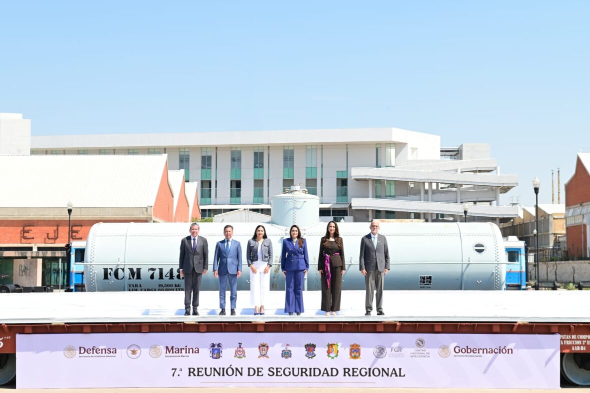 WhatsApp Image 2026 04 14 at 1.06.15 PM 1 scaled REUNIÓN DE 6 GOBERNADORES EN AGUASCALIENTES PARA TRABAJAR POR LA PAZ Y TRANQUILIDAD DE LA REGIÓN