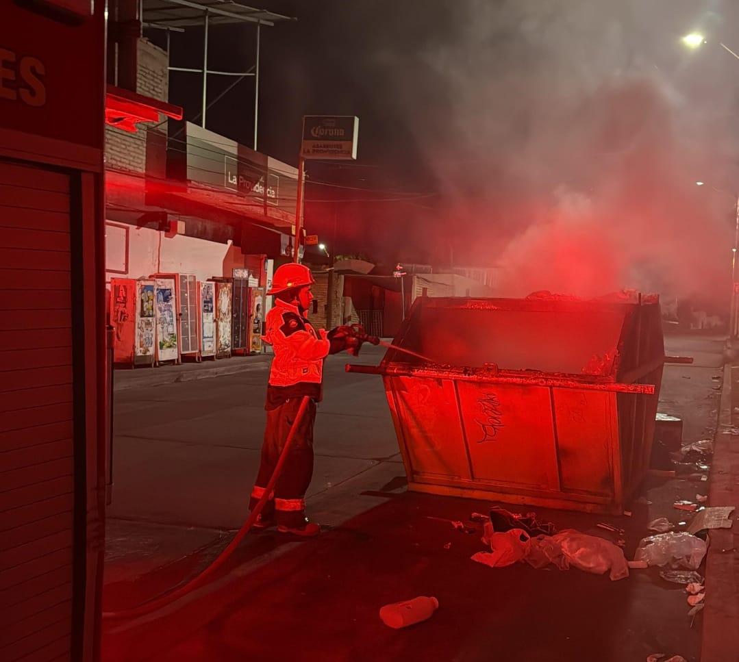 WhatsApp Image 2026 05 07 at 2.37.38 PM 1 EXHORTA MUNICIPIO A PREVENIR INCENDIOS EN CONTENEDORES DE BASURA